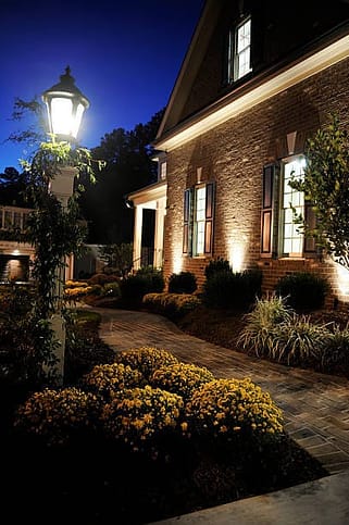 ottos-landscaping-Lighting-house