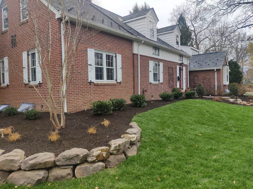 5-Dec 01, 2023 19-20-09-UY9b mulching services Cinnaminson, NJ.